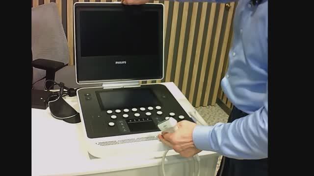 Распаковка портативного экспертного аппарата УЗИ PHILIPS 5500G