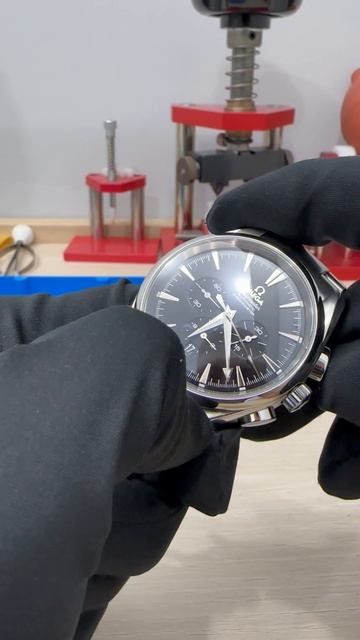 Часы Omega