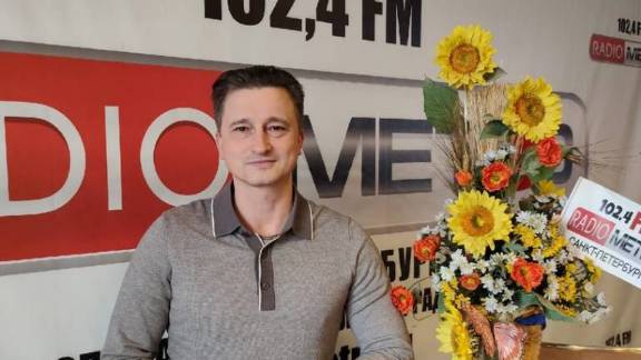 Radio METRO_102.4 [LIVE]-25.09.30-#ГОСТИ1024FM -  Ченцов Дмитрий