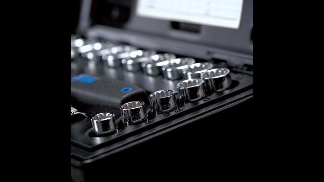 Набор торцевых головок проходных с аксессуарами 19 мм 17 пр. Licota ALK-1006P