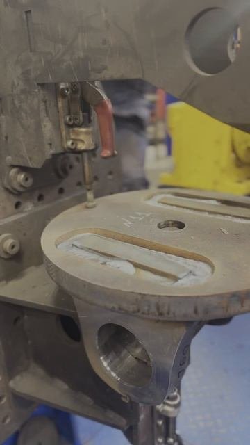 Обработка шарнира Гука на сварочном роботе Fanuc