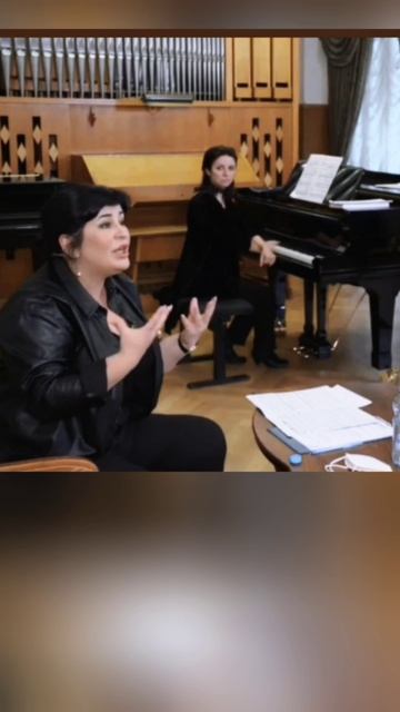 Правильно петь вертикально или горизонтально?