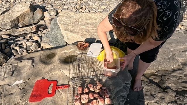 1.10.Ласточкины гнезда и шашлык. Анапа.