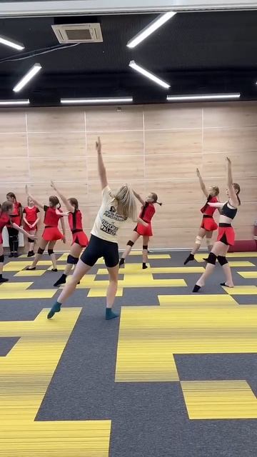 Комбинация : ось , продвижение, чистота линии