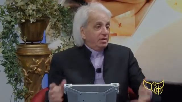 Как ваша жизнь становится чередой чудес Бенни Хинн