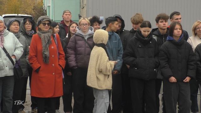 В микрорайоне Геолог появился мурал, посвящённый колпашевским геологам.