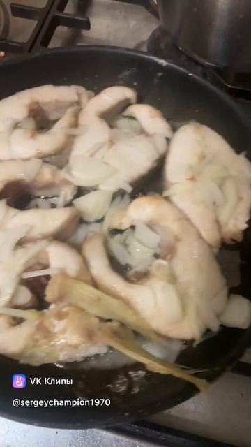КАК БЫСТРО ПОЖАРИТЬ СУДАКА с ЛУКОМ😋 на сильном огне☝️‼️❗️