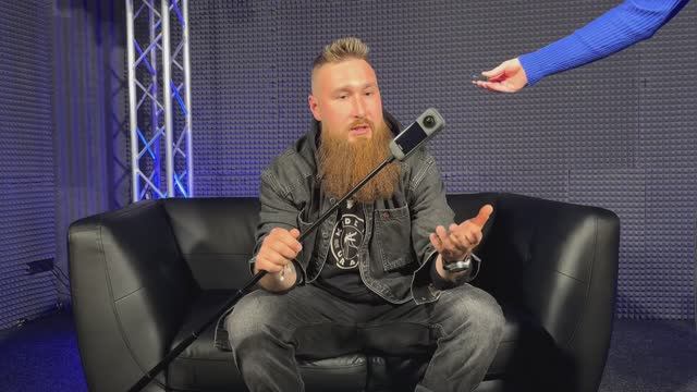 Обзор рюкзака блогера-путешественника от участников студенческого медиацентра «Голос Пармы»