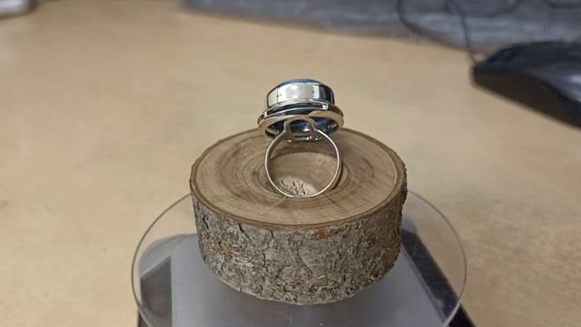 Серебряное кольцо с АПАТИТОМ. левин павел серебро.