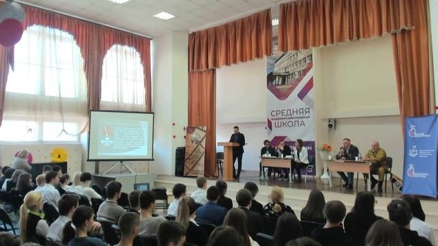 Встреча в СОШ с УИМ № 15 Михаил Баздеров и Игорь Дадашев