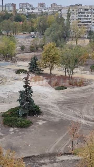🌳 Так сейчас выглядит луганский парк «Дружба».

Реконструкция идёт, но процесс не быстрый. Мельницу,