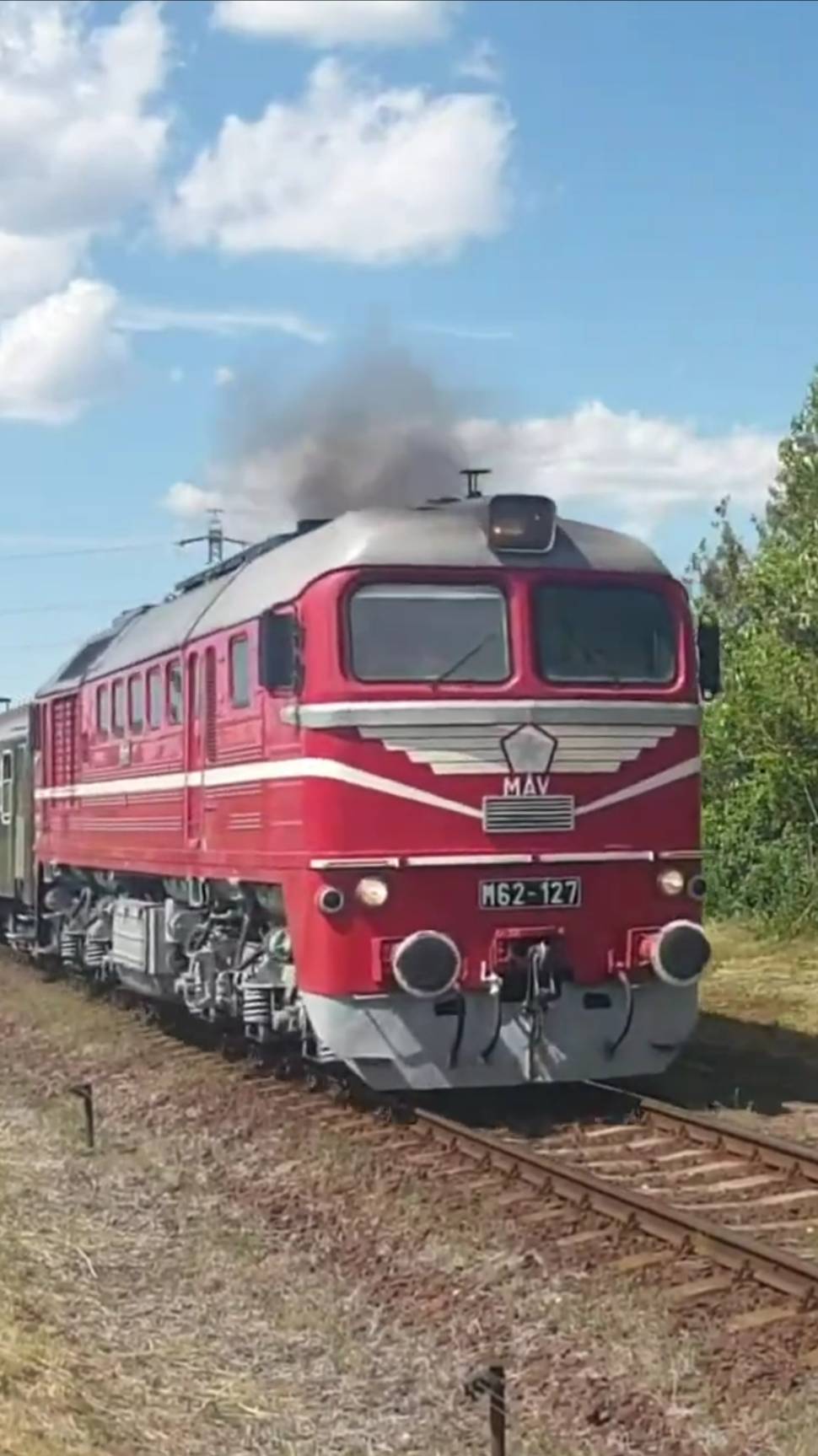 поезд М62-127