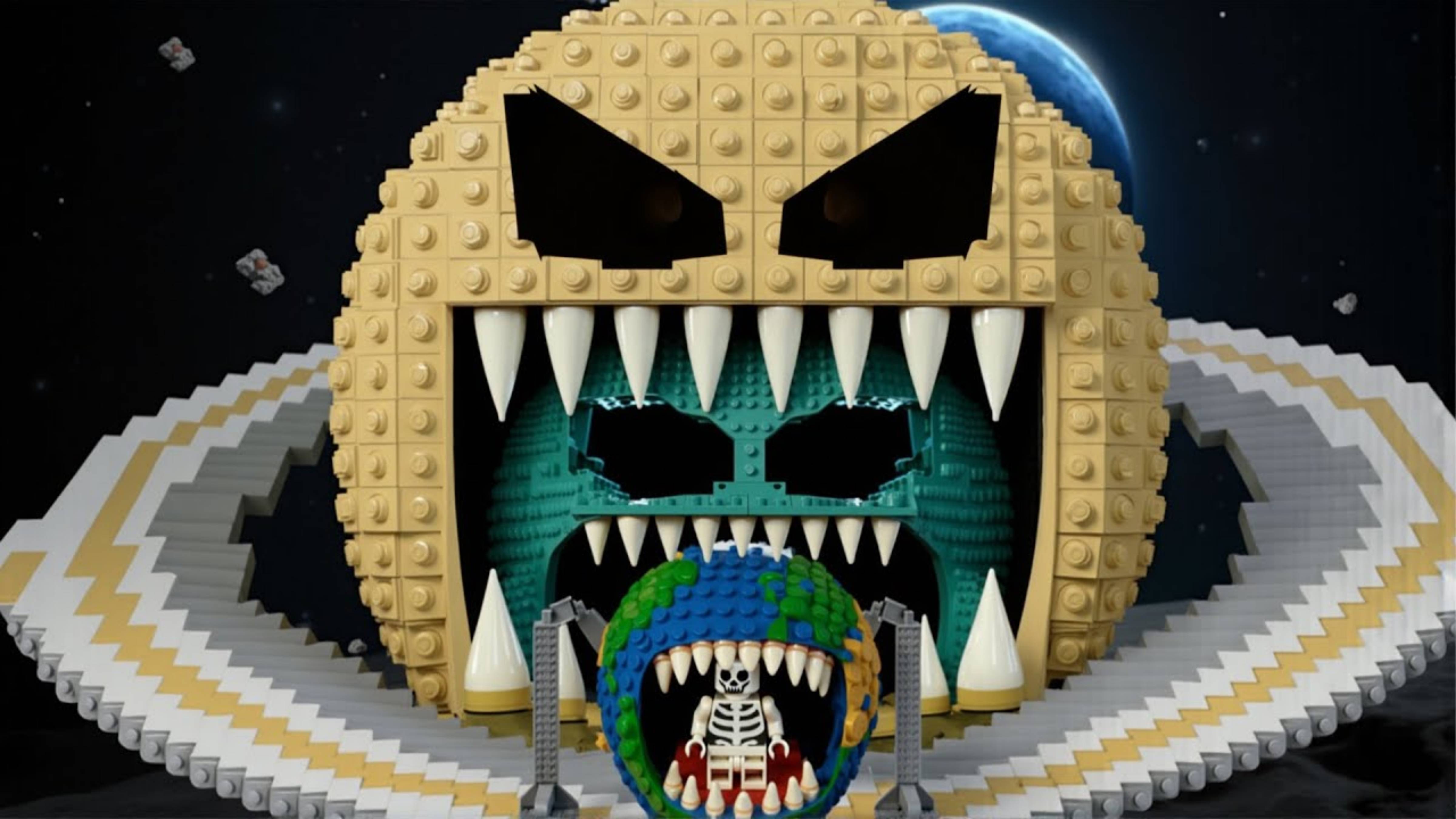 Луна проснулась Космический монстр ужасов Lego, уничтожающий всю Планету Из-за Падения Человечества