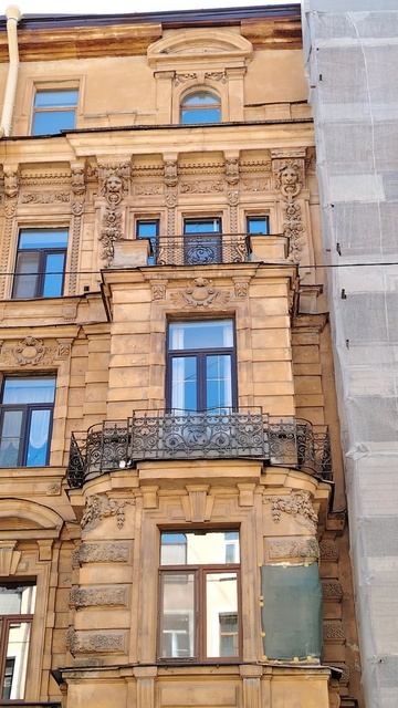 Доходный дом Леванта .7-я Красноармейская ул., 18