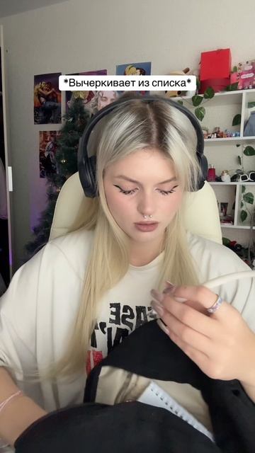 Помогла однокласснику 😳