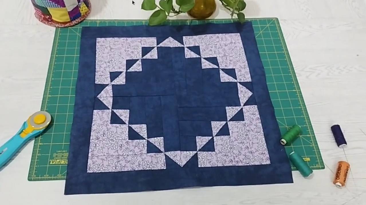 Хотите потрясающие лоскутные одеяла? В чем секрет изготовления этого красивого лоскутного блока 😍