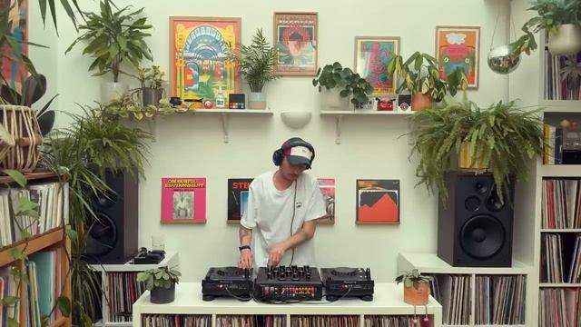 Baume Loves To Boogie (Disco, Latin, Funk)