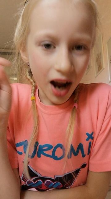 поздравьте меня пожалуйста 💖