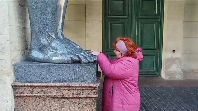 Загадываем желания у Атлантов.