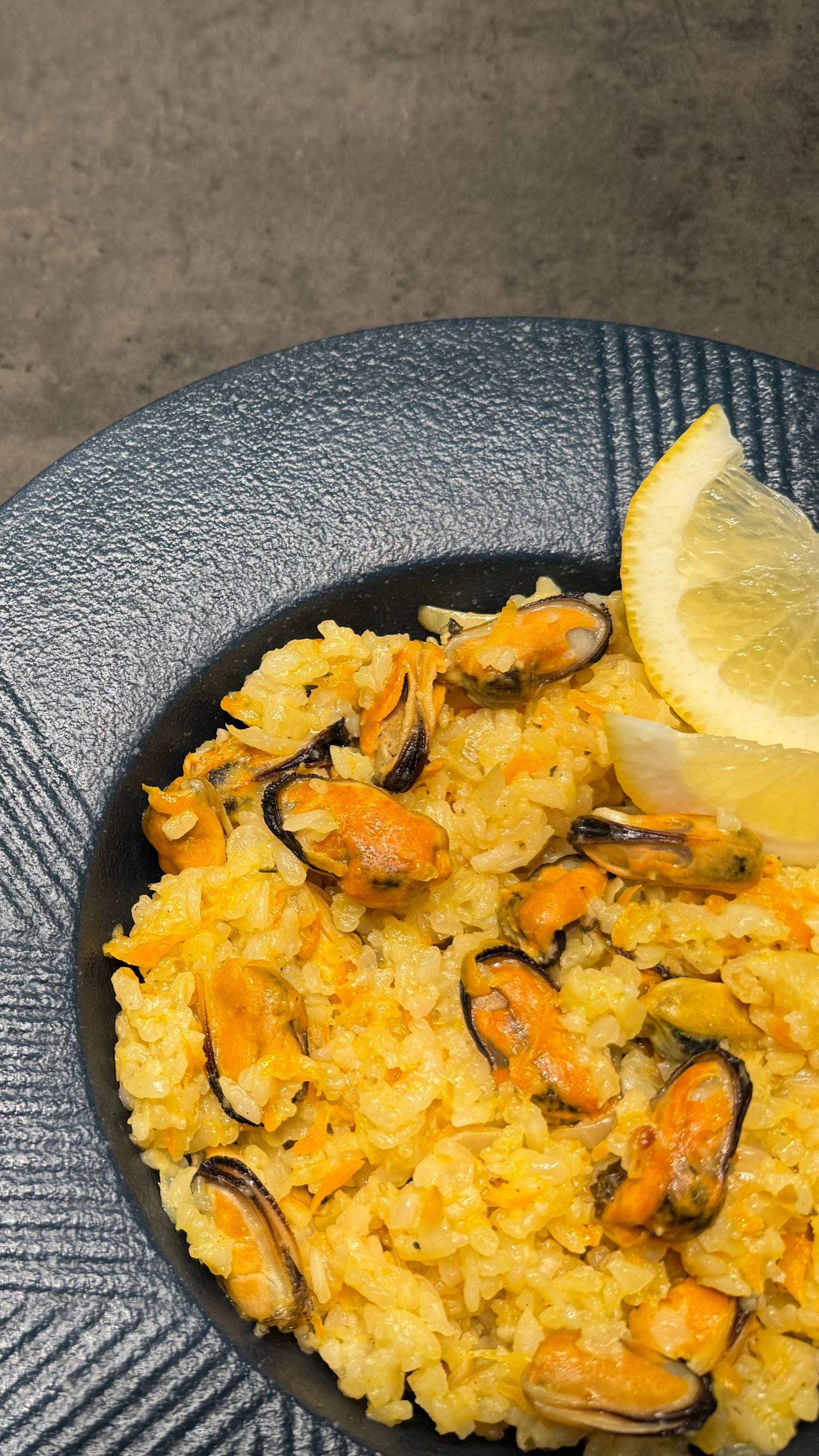 ГОТОВИМ МИДИИ с РИСОМ. Просто и очень вкусно.