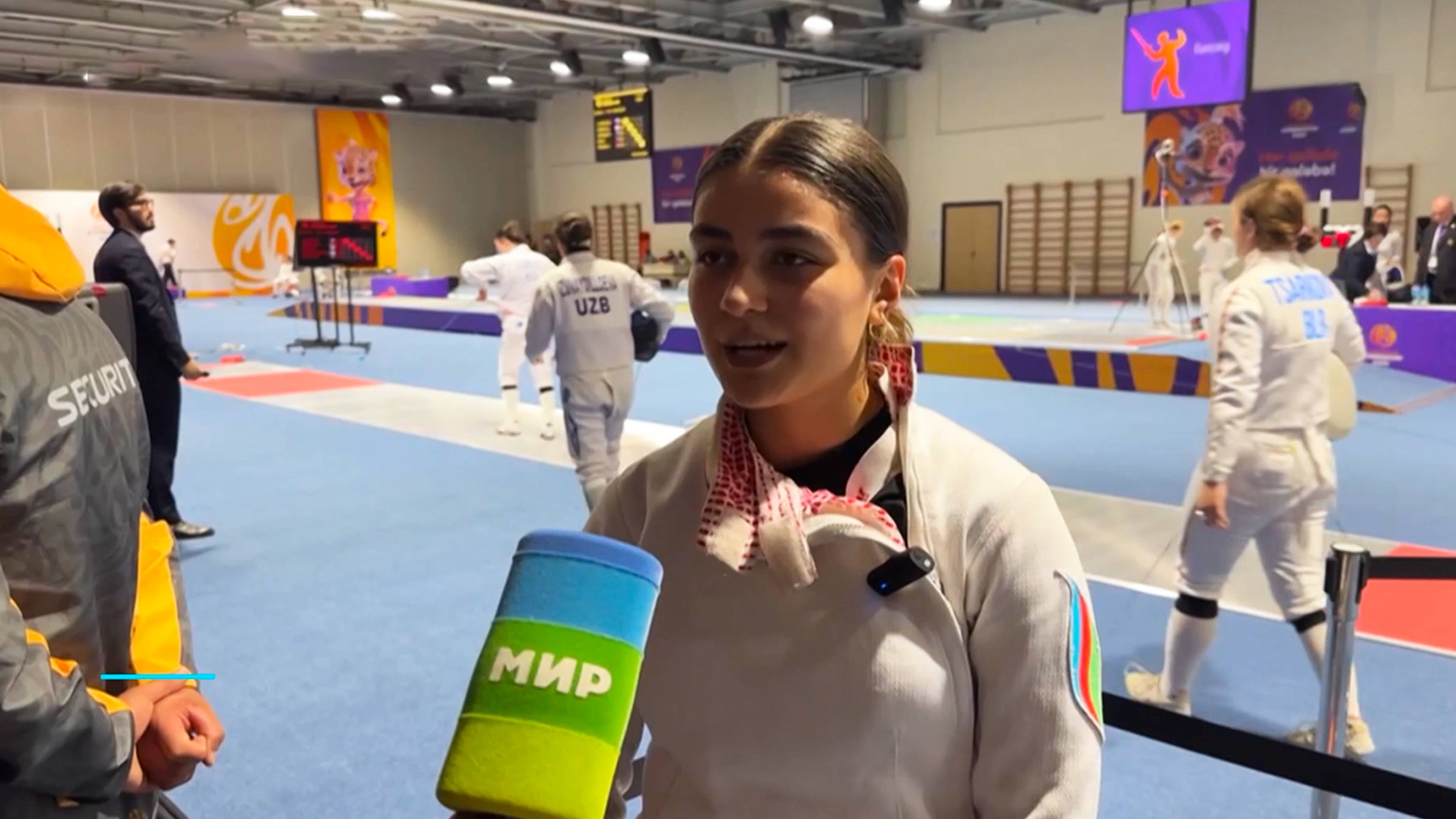 III Игры стран СНГ в Азербайджане: На турнире фехтовальщиков растет интрига