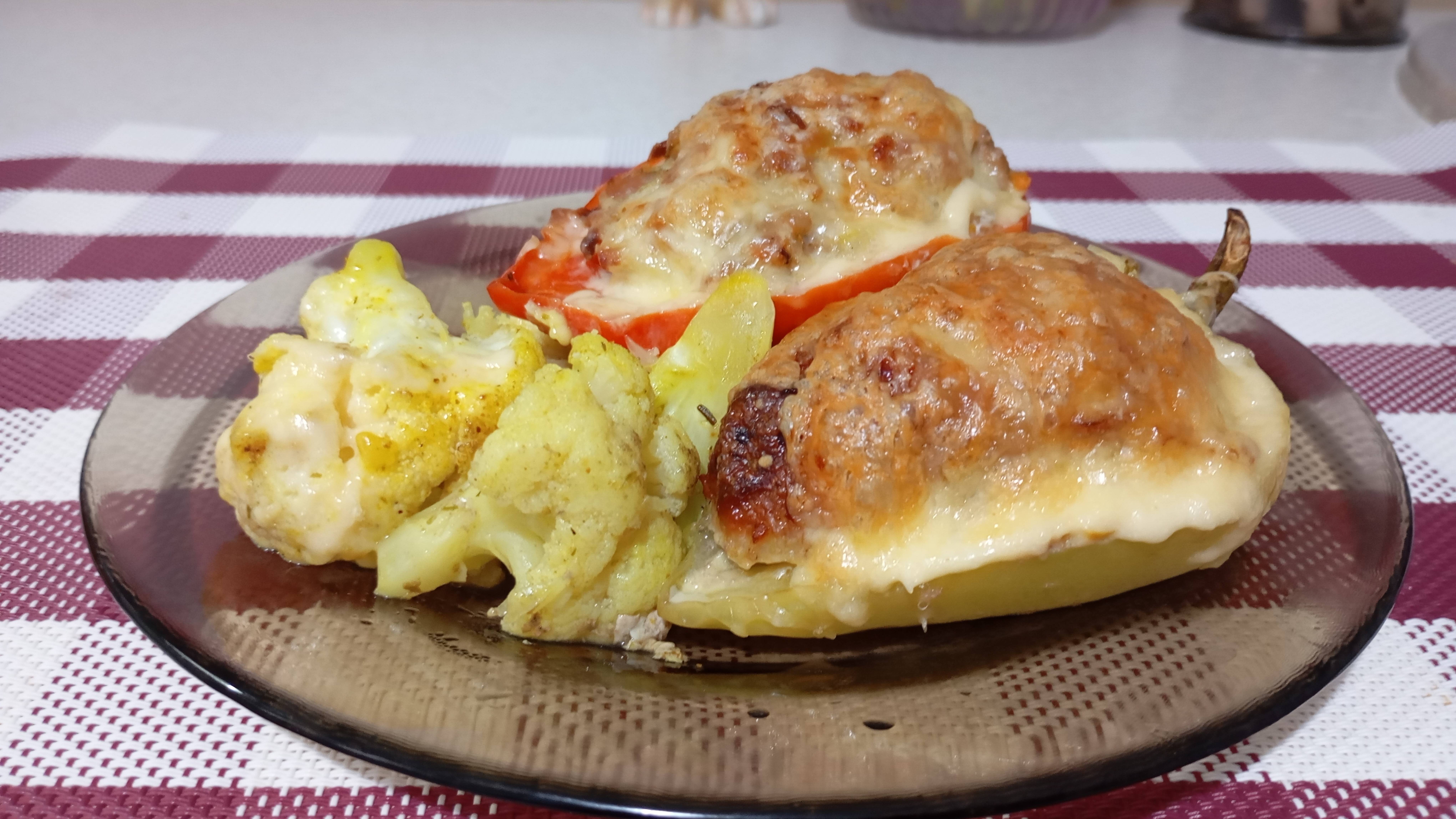 Овощи с Фаршем в духовке.