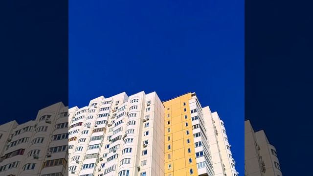 Шагаю по Москве