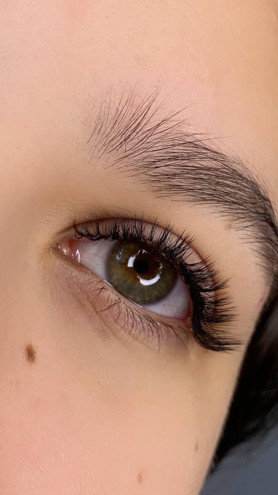 Мастер по  наращиванию ресниц — Валерия - Lashmaker студии Елены Малыгиной в Ульяновске.