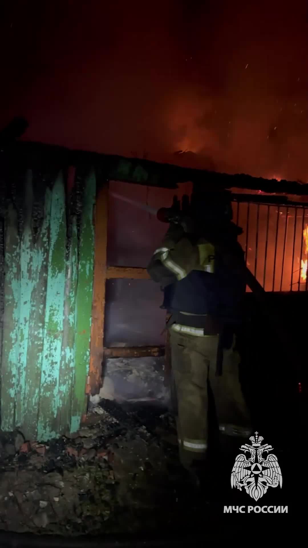 ⚠️В Горловке сотрудники МЧС России ликвидировали пожар