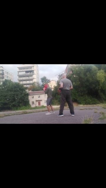Прямі удари по тулубу: як правильно бити