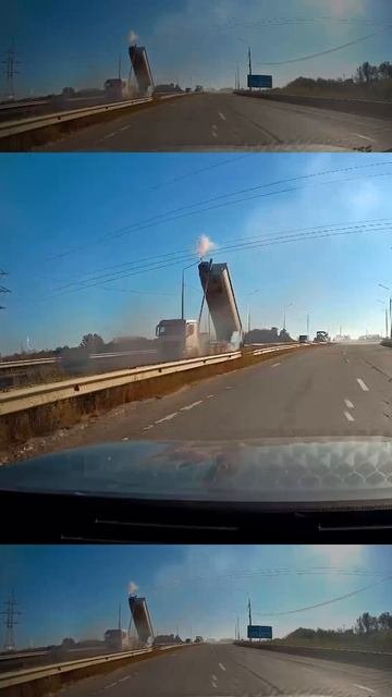 Высокое напряжение и грузовик.