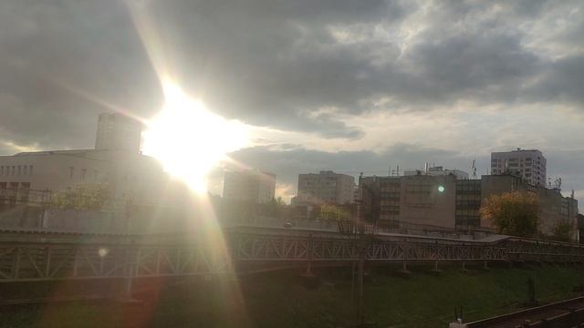 2 октября магический 🧝 солнечный ☀️ закат... ждите завтра солнце 🌞  3 октября