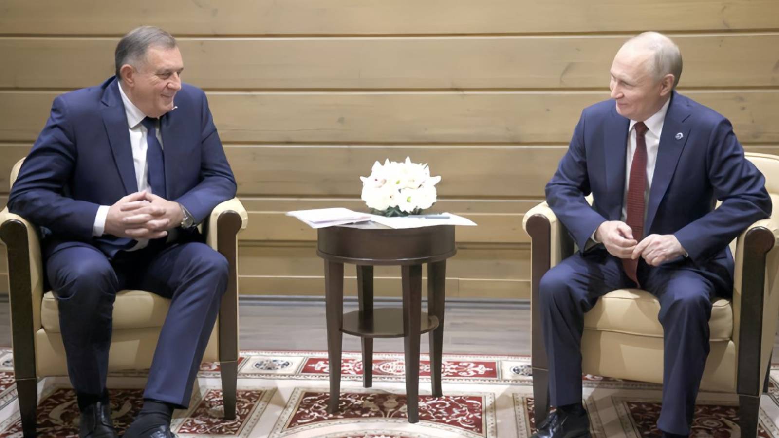 Путин провел переговоры с президентом Республики Сербской Милорадом Додиком