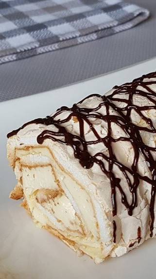 Рецепт Меренгового рулета | Вкусно Просто Быстро | #shorts #рулет #рецепты #еда #кулинария
