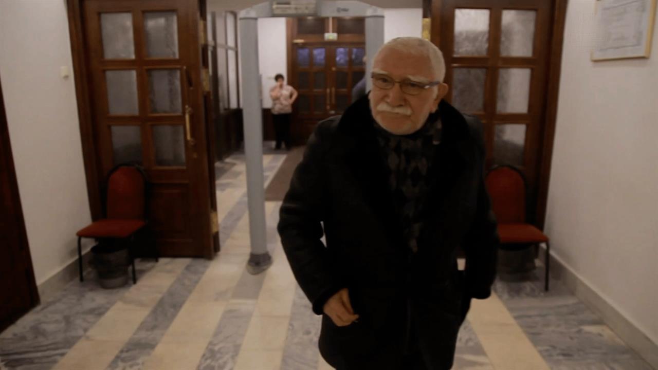 На Первом канале покажут премьеру фильма "Жизнь не по сценарию" к юбилею Джигарханяна