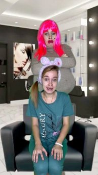 У ВСЕХ ТАКОЕ БЫЛО В ПАРИКМАХЕРСКОЙ