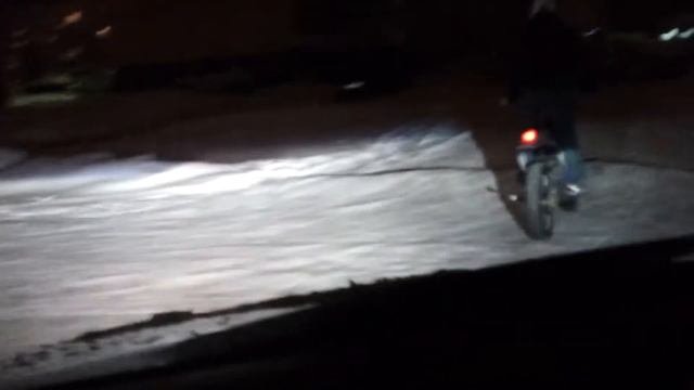 Марсель в ночи.