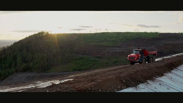 Работа шарнирно-сочленённого самосвала ESTAR ESDA45