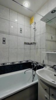 ПРОДАЕТСЯ. ДВУХ КОМНАТНАЯ КВАРТИРА. ЯРОСЛАВЛЬ УЛИЦА ЯРОСЛАВСКАЯ ДОМ 142