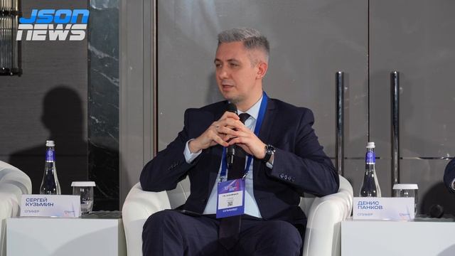 InfoWatch - опыт использования больших языковых моделей в системах по защите данных