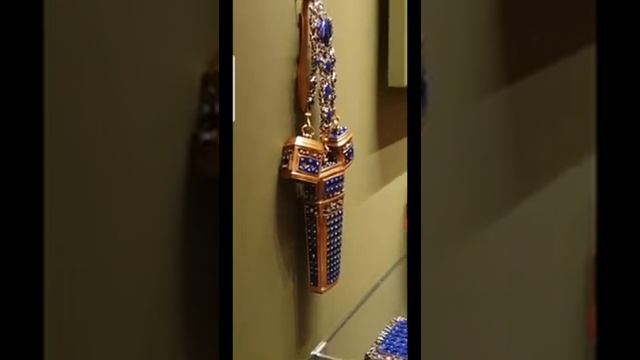 4 Бриллиантовая кладовая. Модные аксессуары XVIII века. Рассказывает Виктория Петрова.