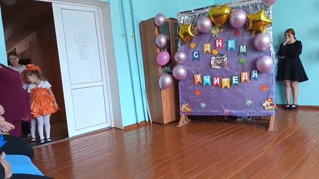 танец девочек