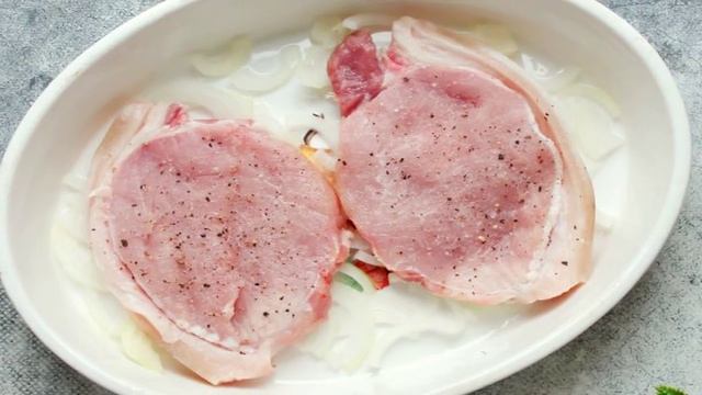 Мясо по-французски с помидорами и сыром