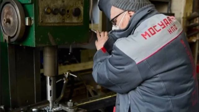 Завод МосУдарник производит автогудоонаторы, ассенизаторы, КДМ, шнекороторы