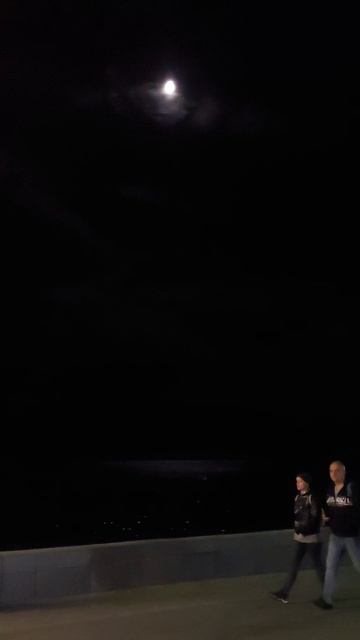 Вечер на море
