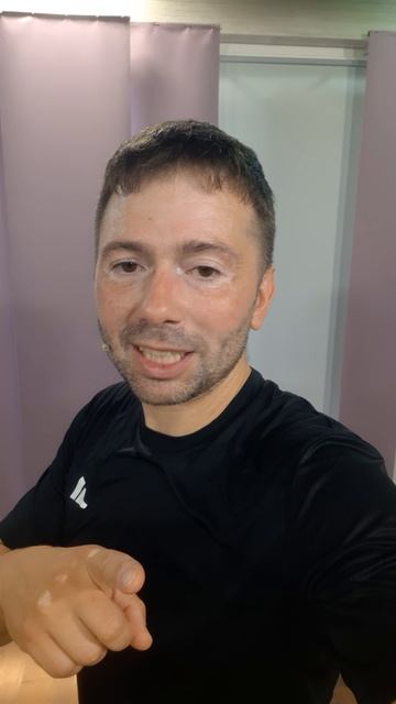 Только что завершились съёмки 17-й тренировки Степ аэробика доя начинающих.