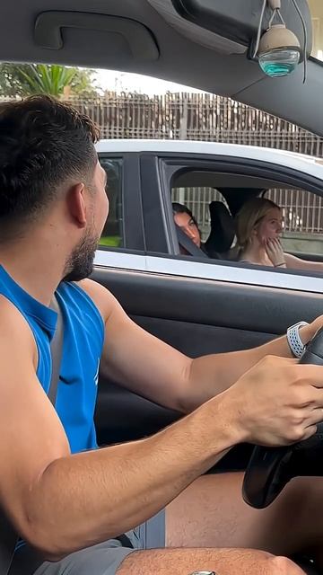 Existem Pessoas Que Vivem Para Alegrar As Outras!