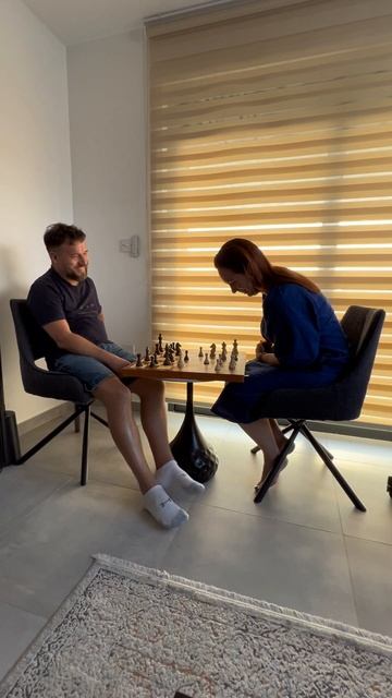Играю с кандидатом в мастера спорта по шахматам 😁😏