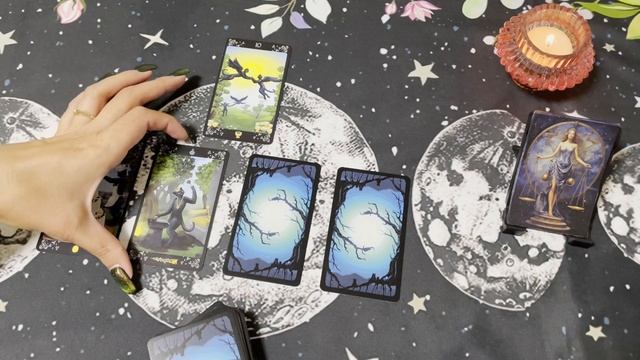 Весы. Таро прогноз на октябрь 2025 года. Гадание онлайн