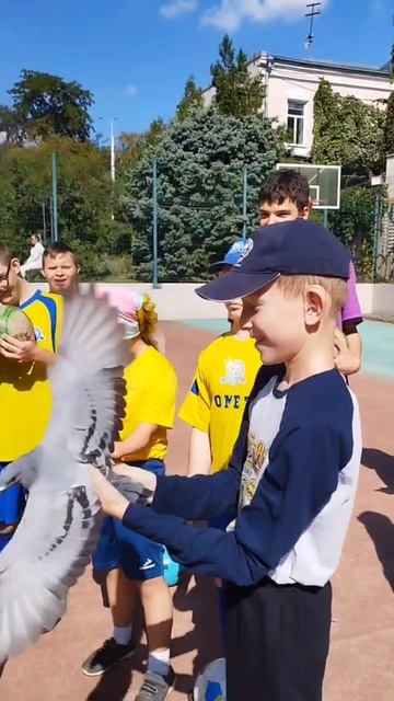 Футбол и голуби мира: необычная тренировка в школе №5 ч4